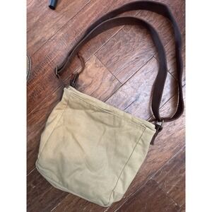 Duluth Trading Co Canvas‎ Crossbody Bag Tan Brown gorpcore minimalist
